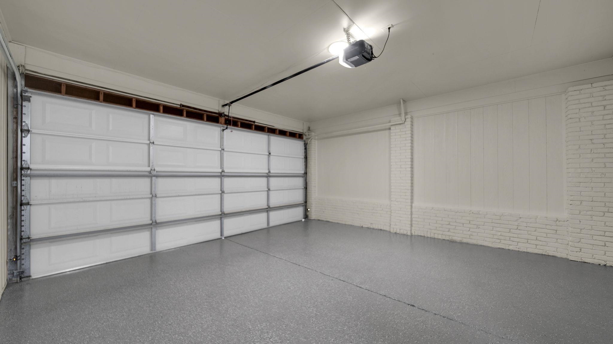 5256 Collingwood Road Memphis, TN 38117 - Photo 38 of 40 Garage featuring a garage door opener