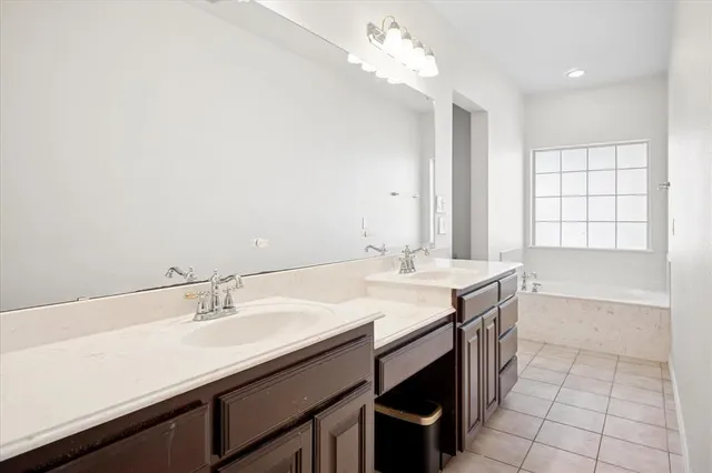 $487,500 | 437 South 1st Street, Krum, TX 76249