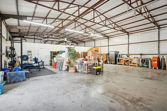 $487,500 | 437 South 1st Street, Krum, TX 76249