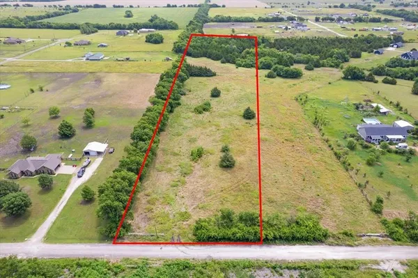 $180,000 | 10843 East Line Road, Trenton, TX 75490