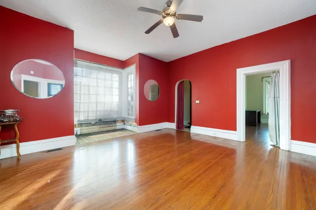 $150,000 | 732 Seminary Street, Rockford, IL 61104