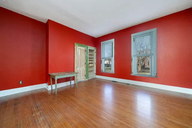 $150,000 | 732 Seminary Street, Rockford, IL 61104