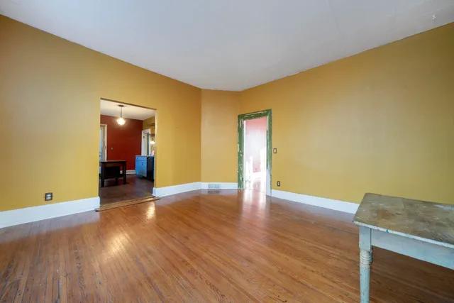 $150,000 | 732 Seminary Street, Rockford, IL 61104