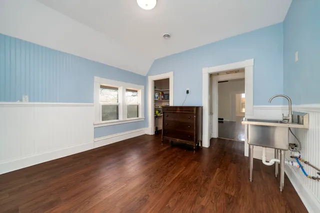 $150,000 | 732 Seminary Street, Rockford, IL 61104