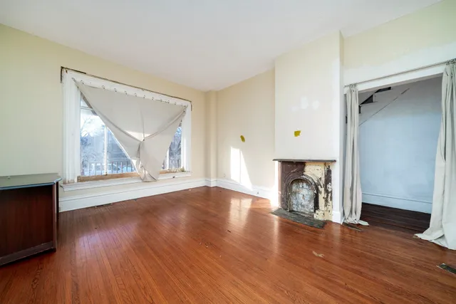 $150,000 | 732 Seminary Street, Rockford, IL 61104