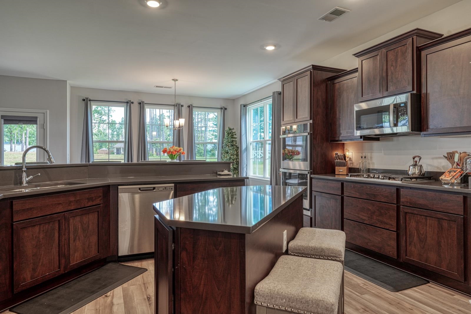 4002 Hometown Way Boiling Springs, SC 29316 - Photo 10 of 49