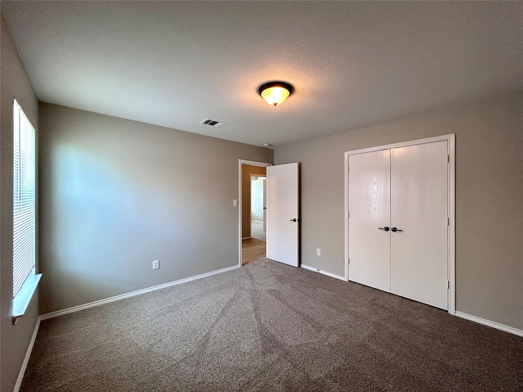 8916 Ipswich Bay Drive Austin, TX 78747 - Photo 32 of 39 a view of an empty room