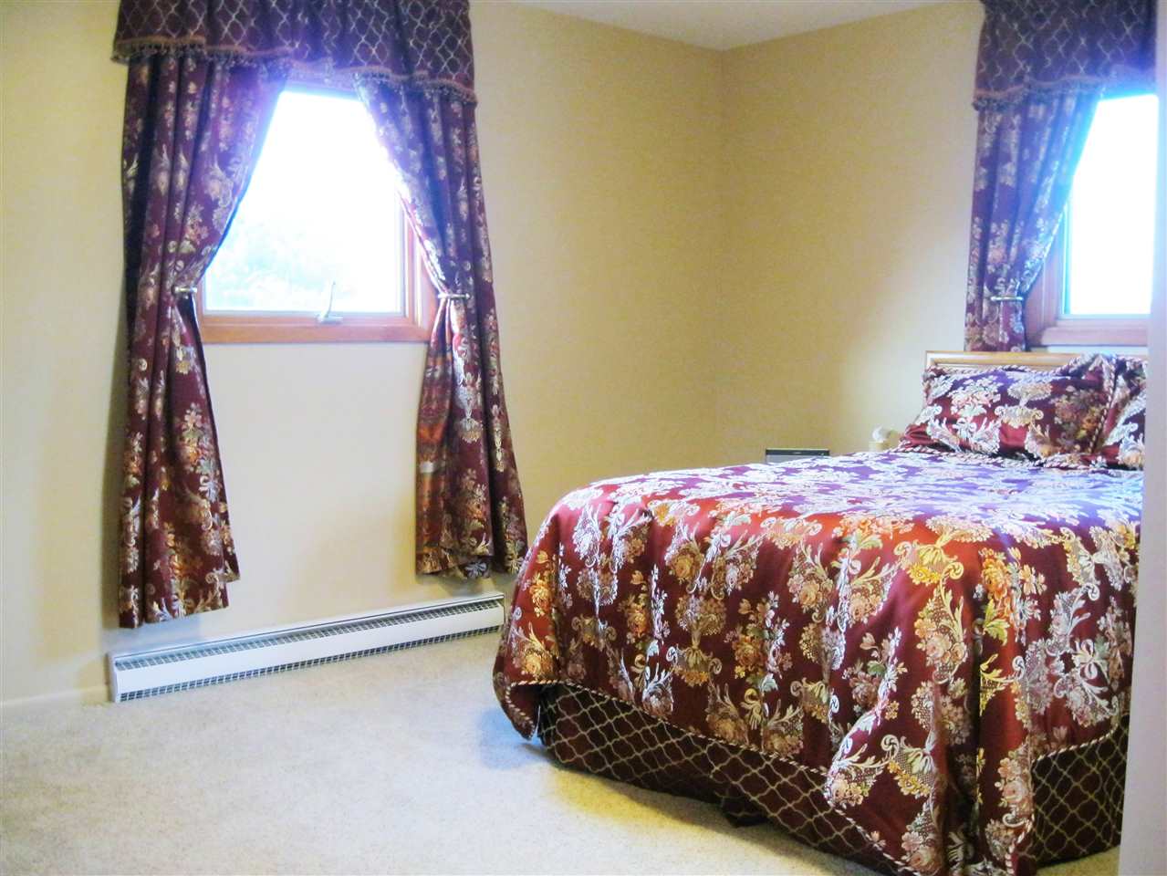 9723 South Mission Road Shepherd, MI 48883 - Photo 8 of 32 1817260-7.JPG