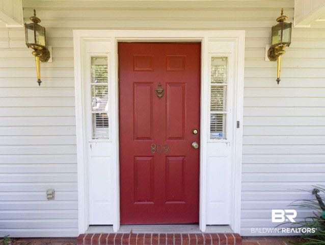 809 Henckley Avenue Mobile, AL 36609 - Photo 3 of 39 Pretty Front Porch