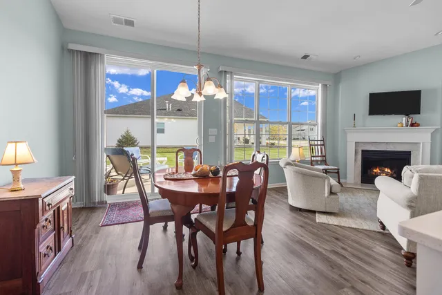 $395,000 | 415 Cadence Circle, Lake Geneva, WI 53147