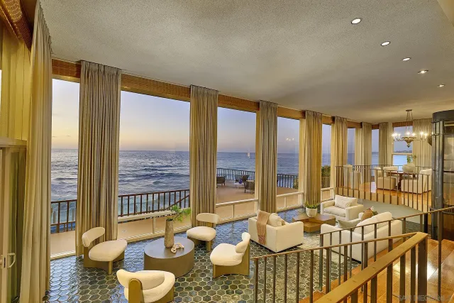 $18,000,000 | 1920 Spindrift Drive, La Jolla, CA 92037