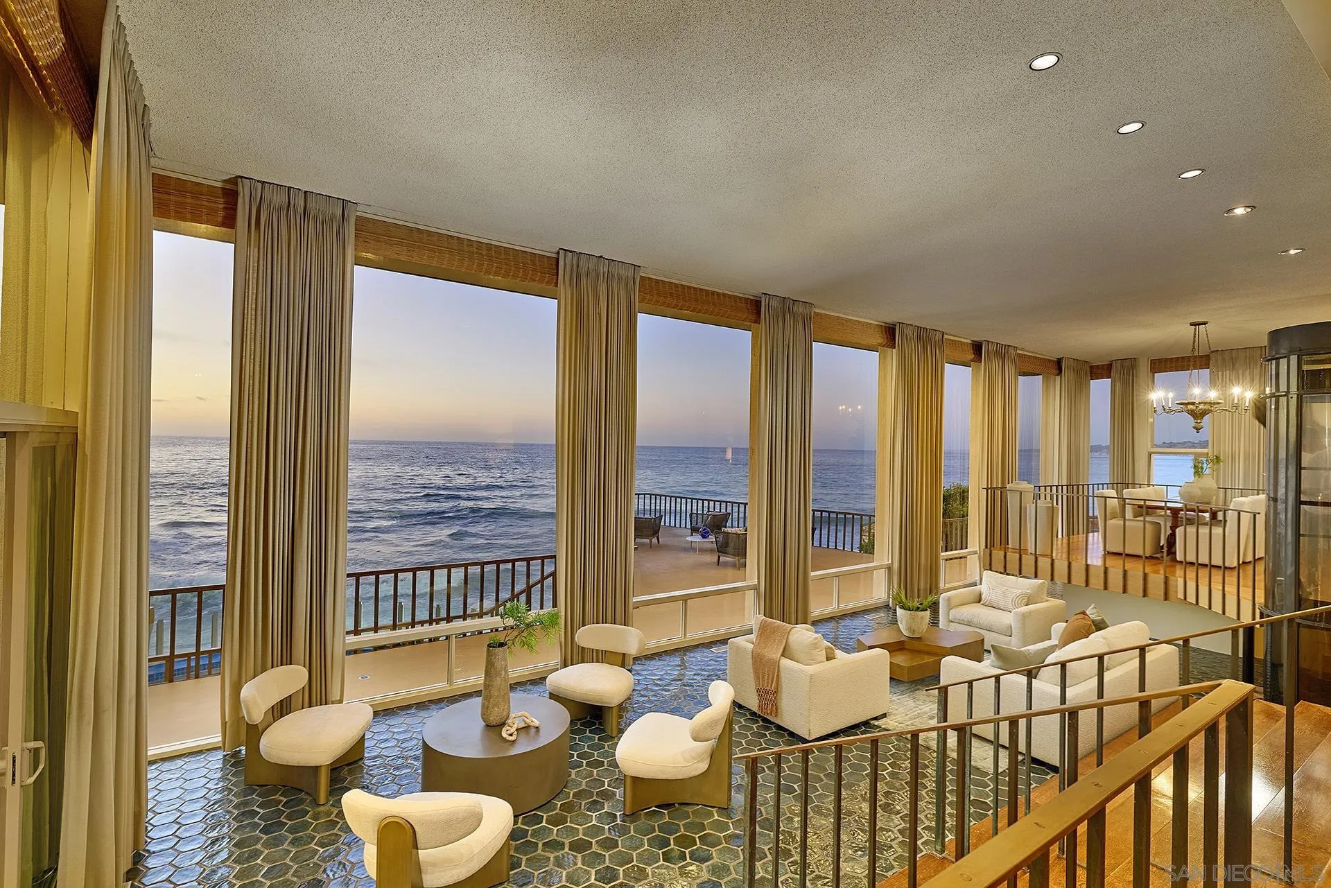 1920 Spindrift Drive La Jolla, CA 92037 - Photo 19 of 45