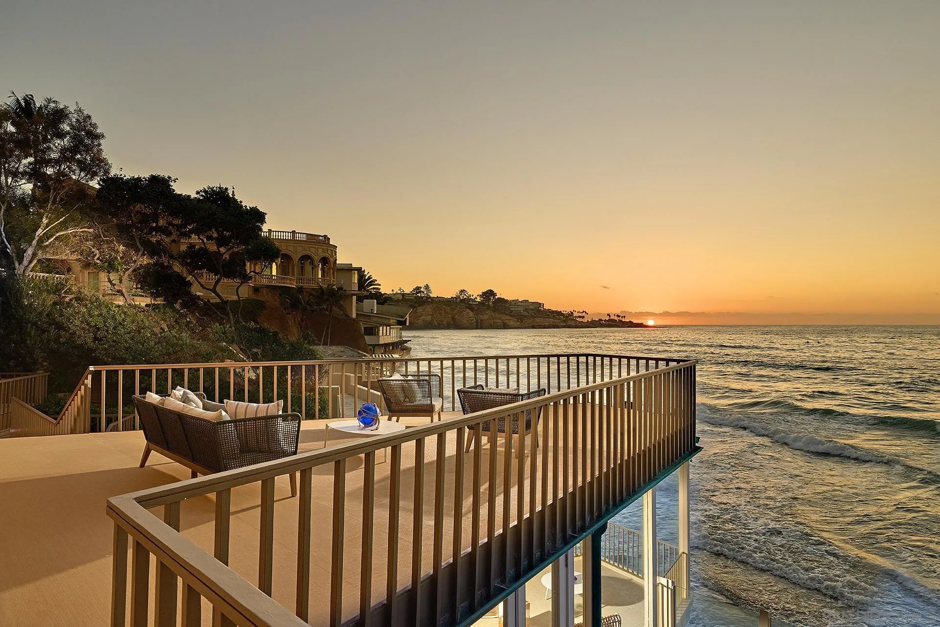 1920 Spindrift Drive La Jolla, CA 92037 - Photo 27 of 45