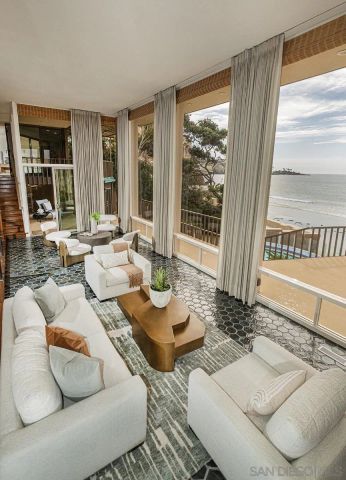 $18,000,000 | 1920 Spindrift Drive, La Jolla, CA 92037