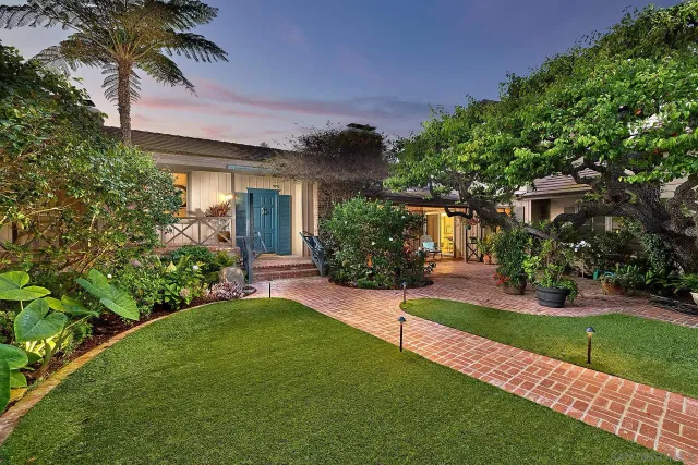 $18,000,000 | 1920 Spindrift Drive, La Jolla, CA 92037