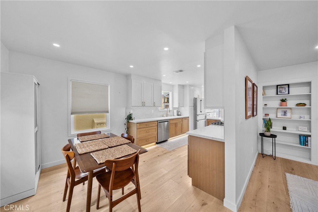 1006 East Ridgewood Street Long Beach, CA 90807 - Photo 11 of 53