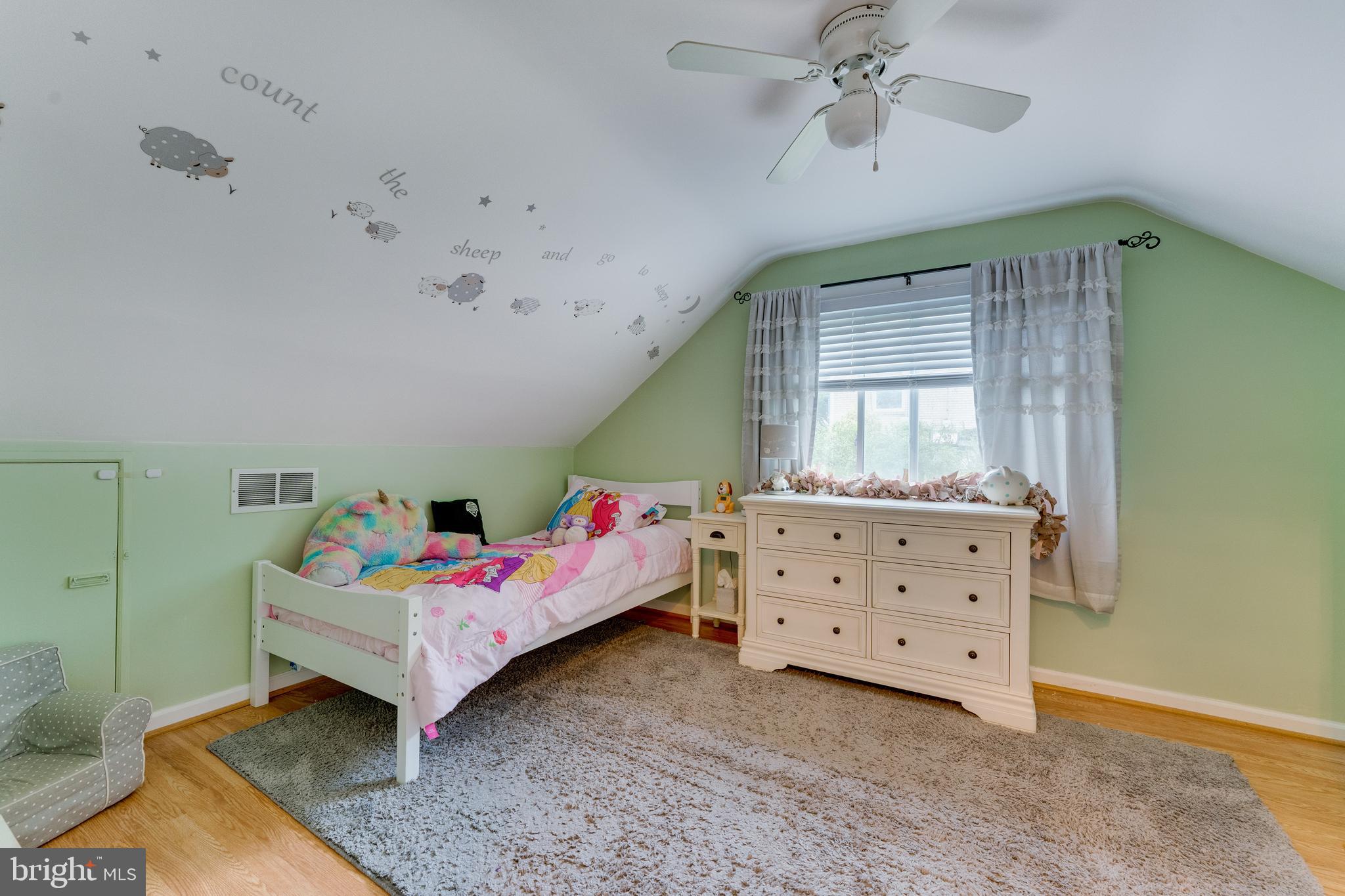 532 North Manoa Road Havertown, PA 19083 - Photo 14 of 33