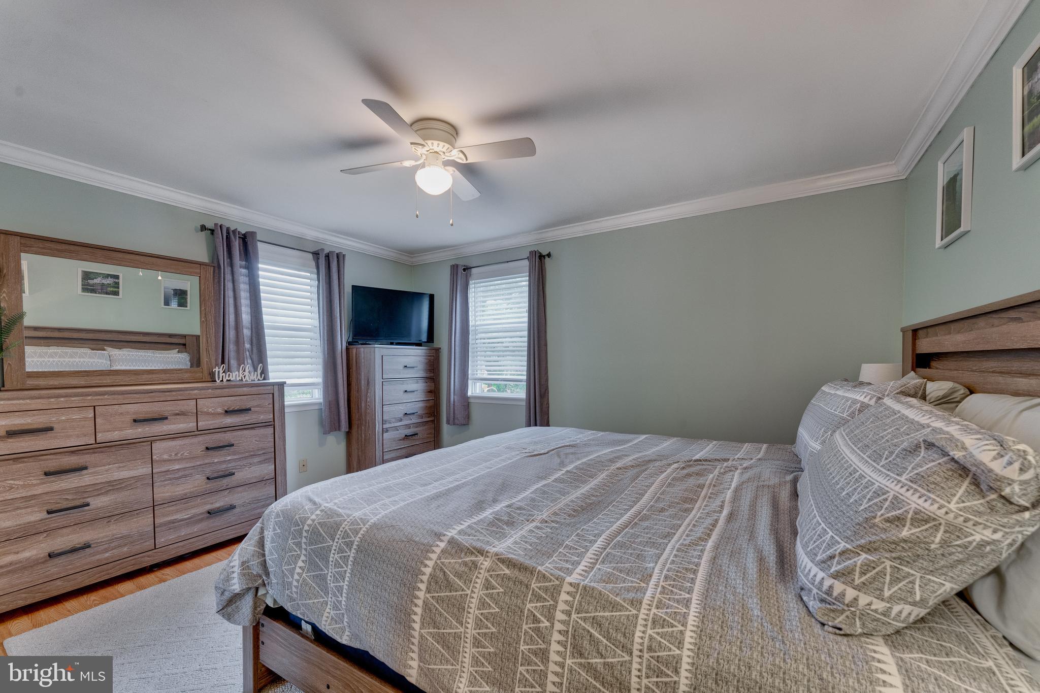 532 North Manoa Road Havertown, PA 19083 - Photo 8 of 33