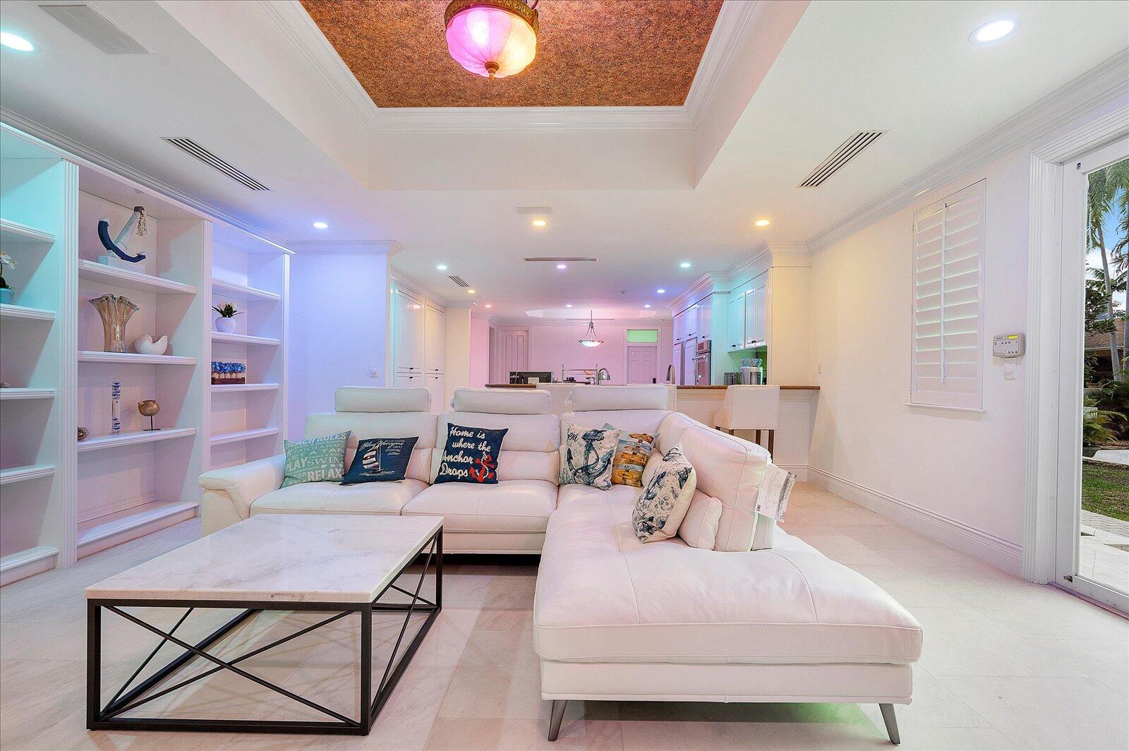414 Riviera Isle Drive Fort Lauderdale, FL 33301 - Photo 44 of 70 a living room with furniture