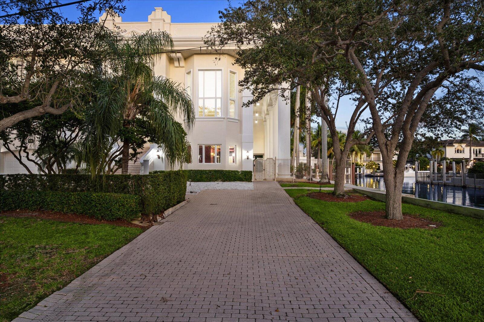 414 Riviera Isle Drive Fort Lauderdale, FL 33301 - Photo 67 of 70 67-4141 Riviera Isle Dr twilight_02_1