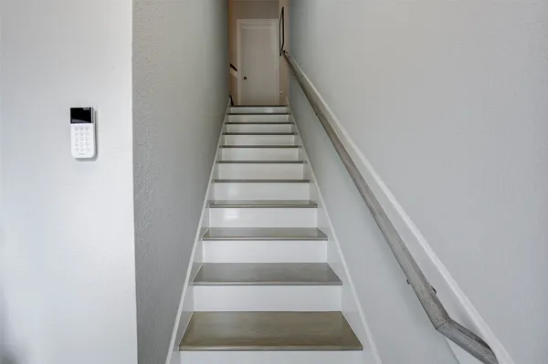 $469,900 | 18732 Centro Main Street, Shenandoah, TX 77385