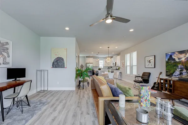 $469,900 | 18732 Centro Main Street, Shenandoah, TX 77385