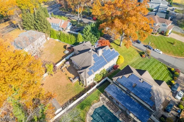 a view of an outdoor space