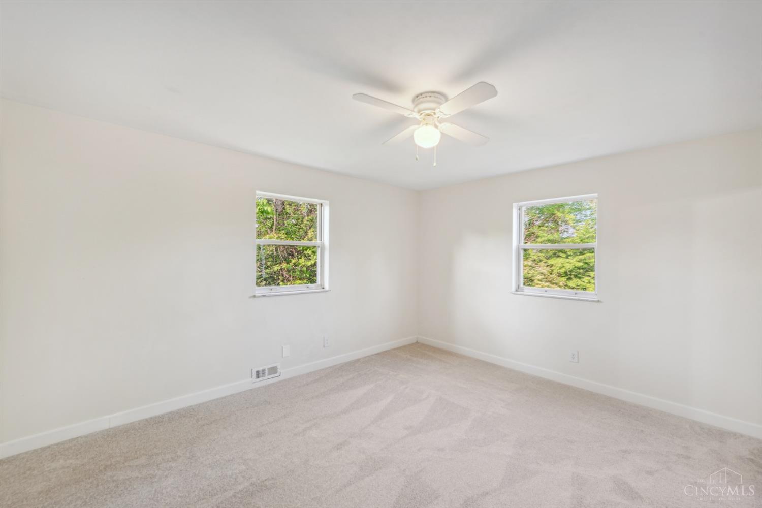 978 4 Mile Road Cincinnati, OH 45230 - Photo 24 of 33 Gallery Image 24