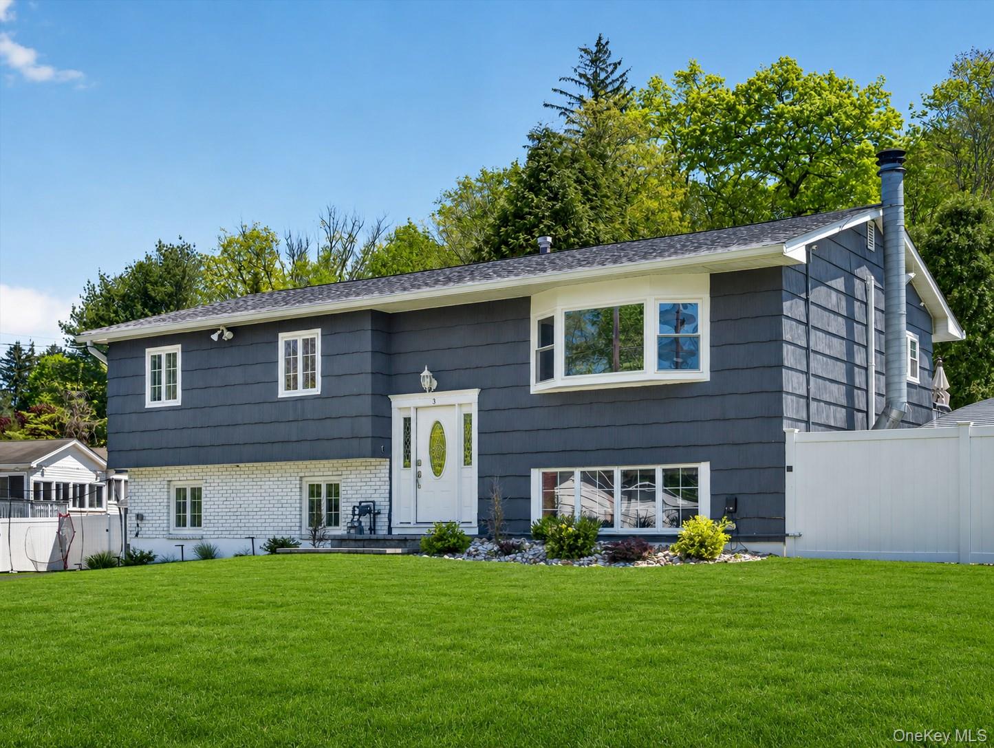 3 Durant Road New City, NY 10956 - Photo 2 of 35