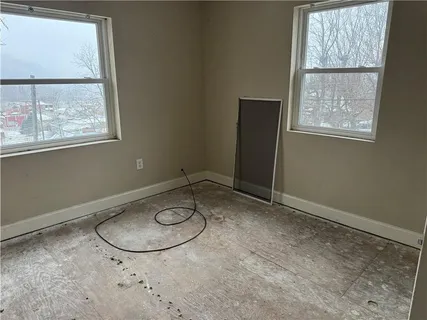 $69,900 | 114 Duquesne Avenue, Trafford, PA 15085