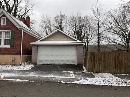 $69,900 | 114 Duquesne Avenue, Trafford, PA 15085