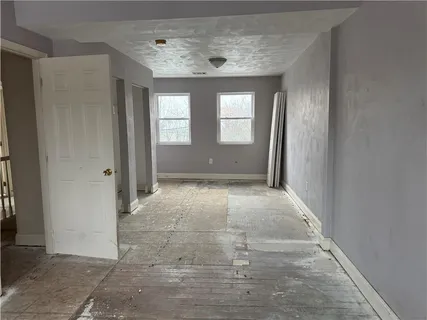 $69,900 | 114 Duquesne Avenue, Trafford, PA 15085