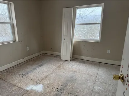 $69,900 | 114 Duquesne Avenue, Trafford, PA 15085