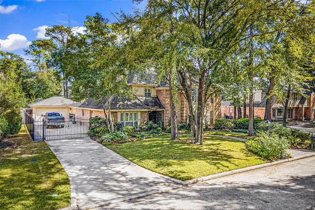 $460,000 | 14010 Court Of Regents, Houston, TX 77069