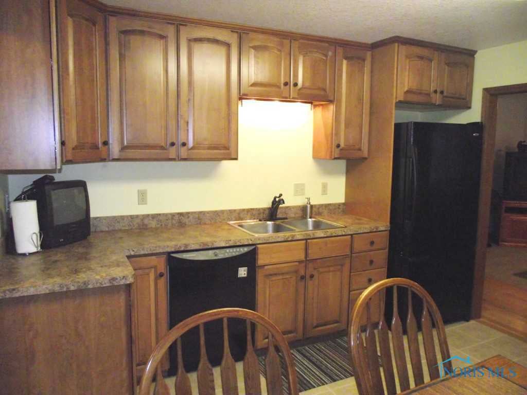2733 Trimble Road Toledo, OH 43613 - Photo 8 of 20 Gallery Image 8