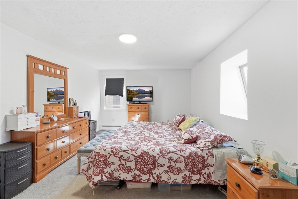 15 Briarwood Road Rutland, MA 01543 - Photo 17 of 37 Gallery Image 17
