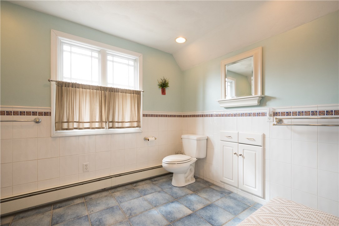 111 Westwind Road South Kingstown, RI 02879 - Photo 13 of 27