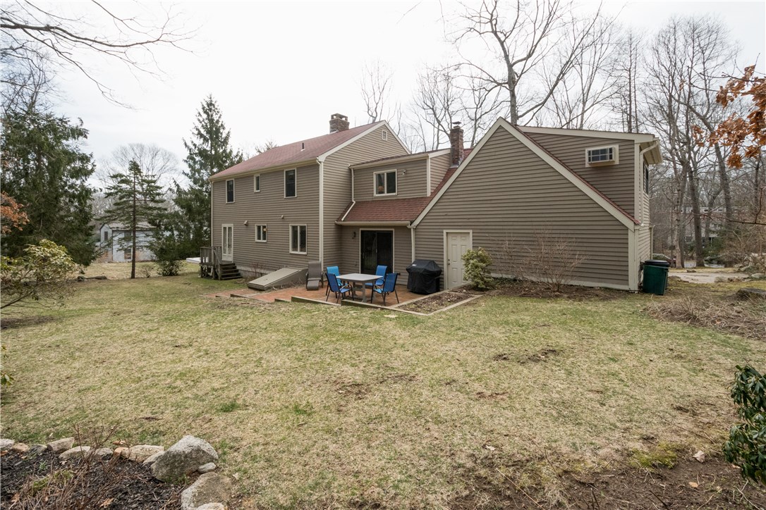 111 Westwind Road South Kingstown, RI 02879 - Photo 23 of 27