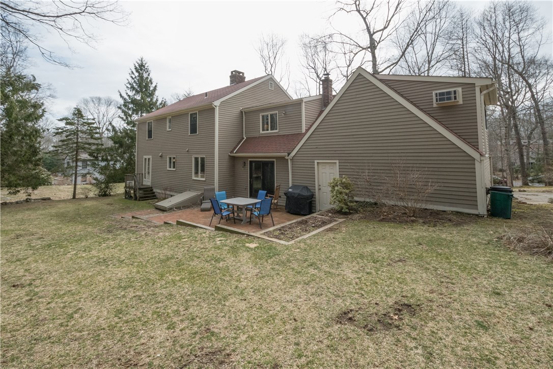 111 Westwind Road South Kingstown, RI 02879 - Photo 24 of 27