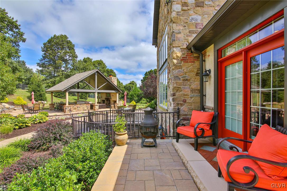 2009 Velvet Trail Hellertown, PA 18055 - Photo 34 of 49