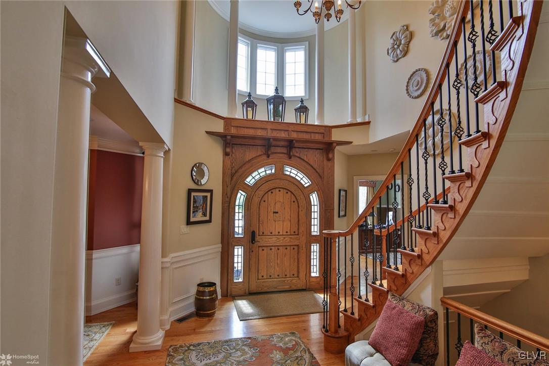 2009 Velvet Trail Hellertown, PA 18055 - Photo 4 of 49