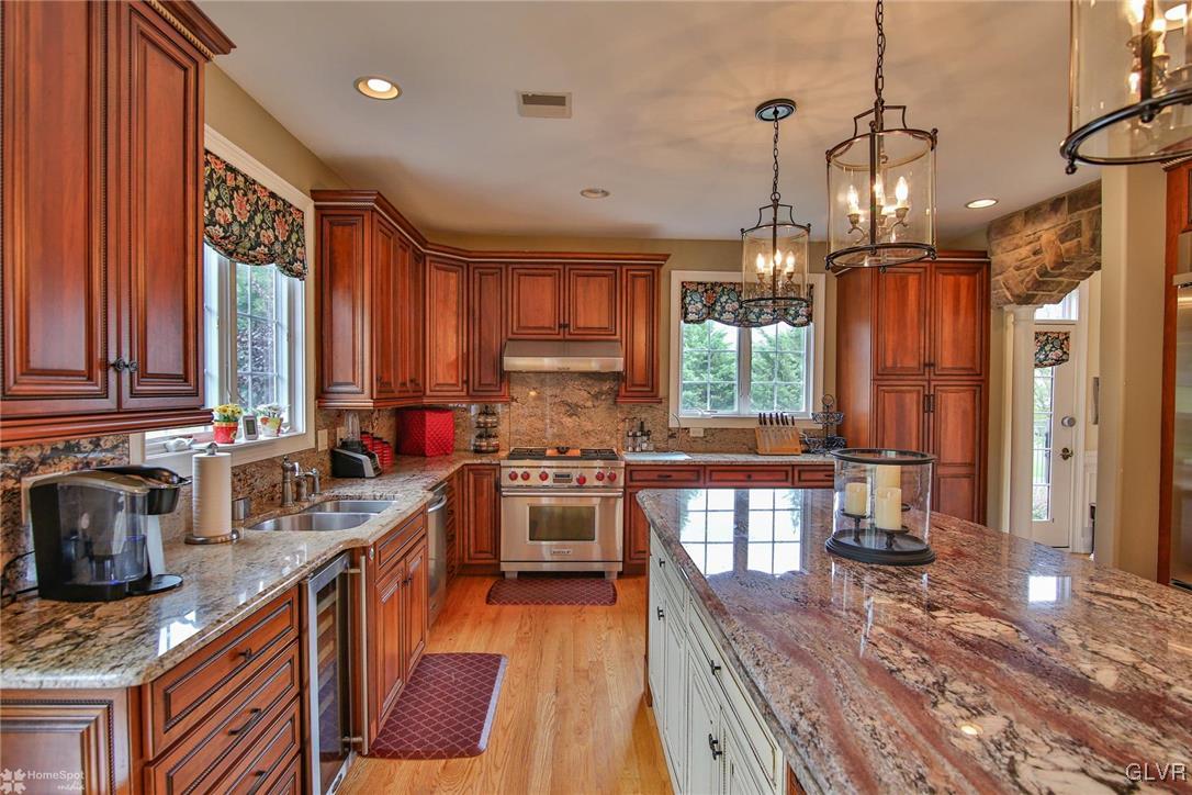 2009 Velvet Trail Hellertown, PA 18055 - Photo 6 of 49