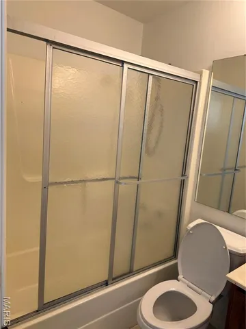 $140,000 | 305 Sturbridge Village Drive, Hazelwood, MO 63042