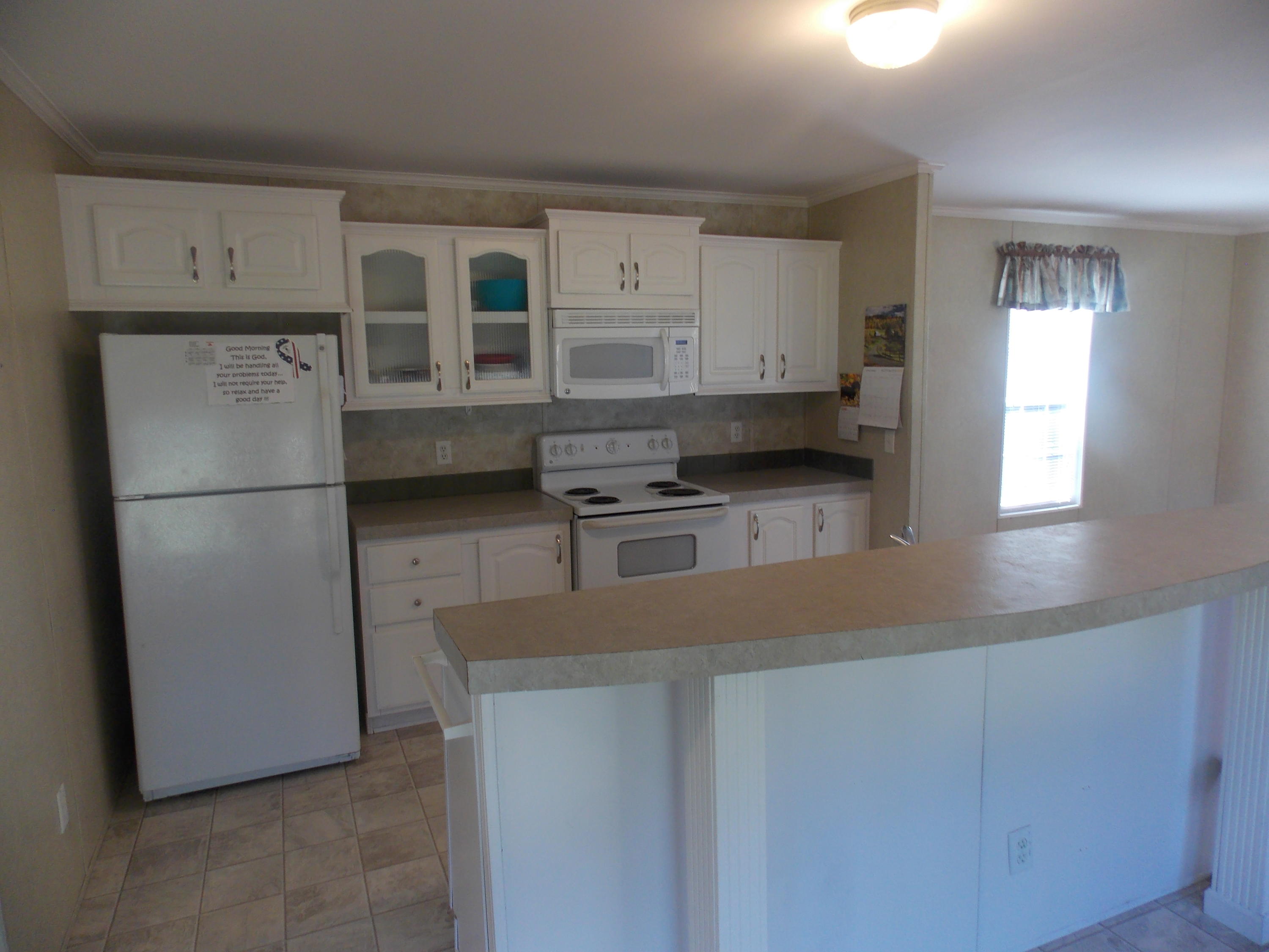 1462 Second Texas Road St. George, SC 29477 - Photo 4 of 22 1462 kitchen