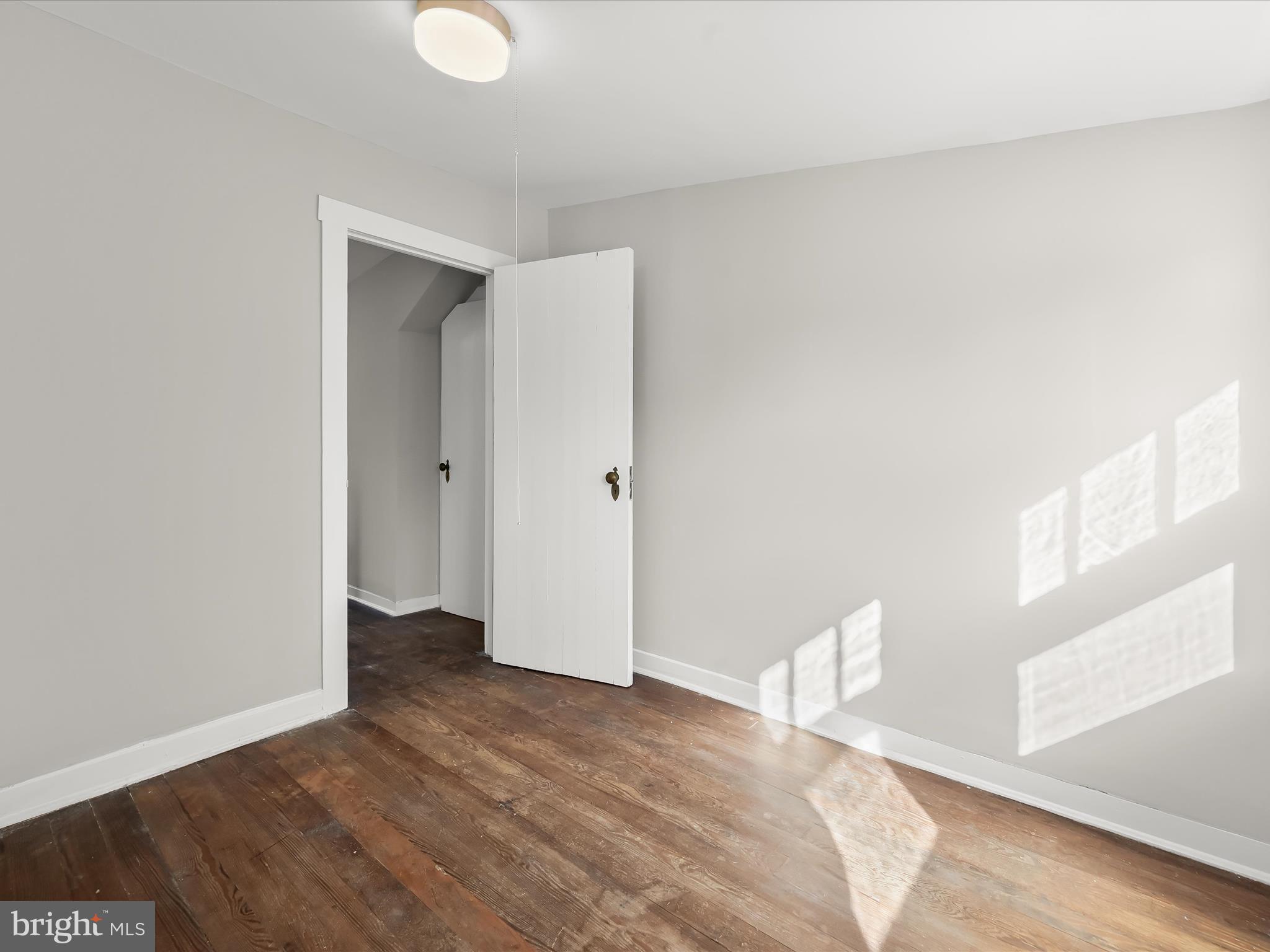 24600 Woodfield Road Damascus, MD 20872 - Photo 43 of 60 Bonus Room - Hardwood Floors