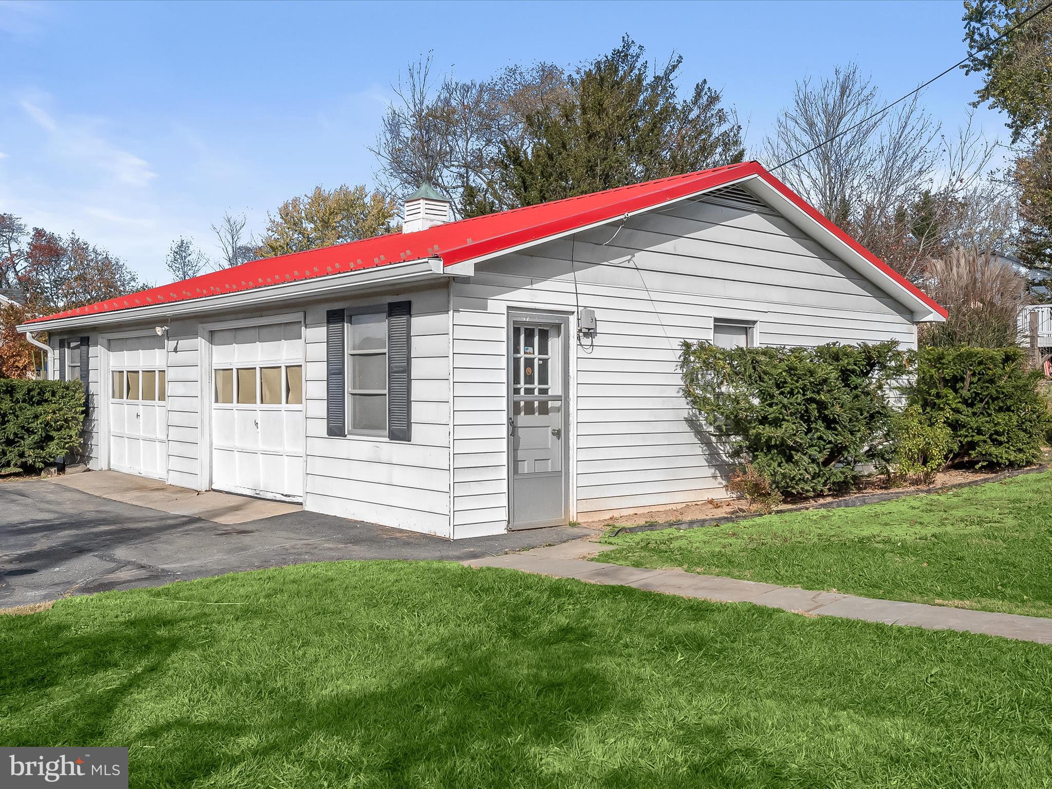 24600 Woodfield Road Damascus, MD 20872 - Photo 49 of 60 Detached Garage and Workshop