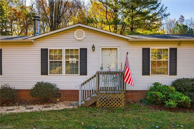 $209,900 | 927 Pike Road, Siler City, NC 27344