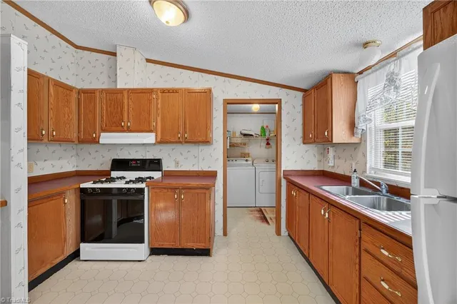 $209,900 | 927 Pike Road, Siler City, NC 27344