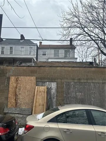 $94,995 | 436 Brownsville Road, Pittsburgh, PA 15210