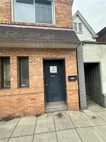 $94,995 | 436 Brownsville Road, Pittsburgh, PA 15210